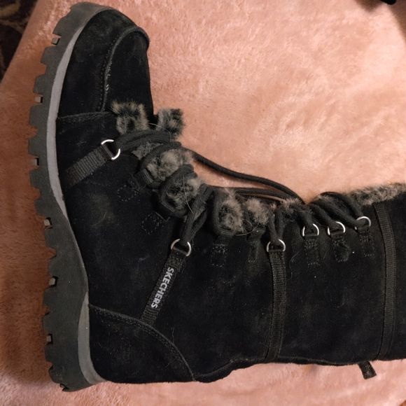 Woman's Sketchers Boots - Picture 3 of 4